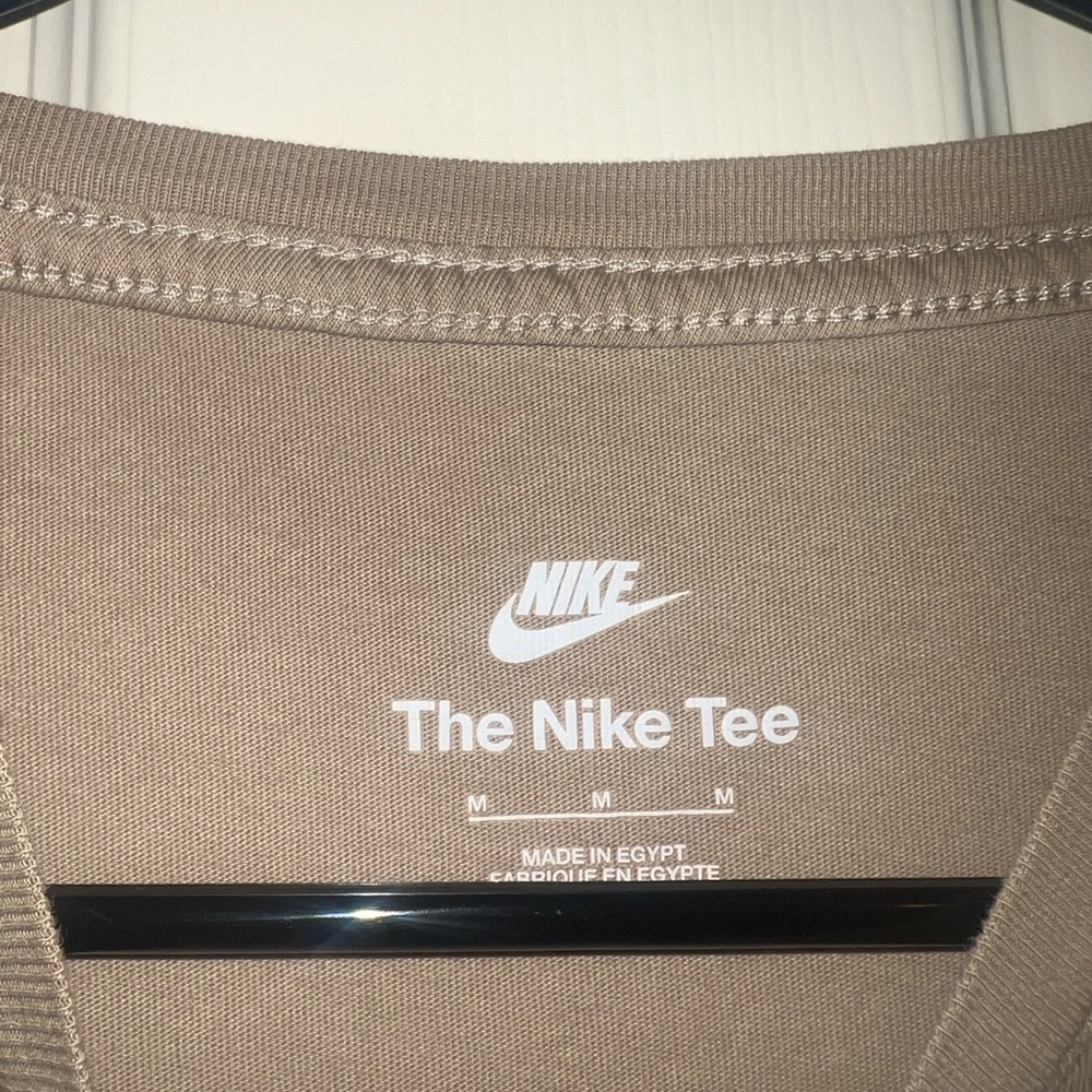 Nike Tee - Picture 2 of 2